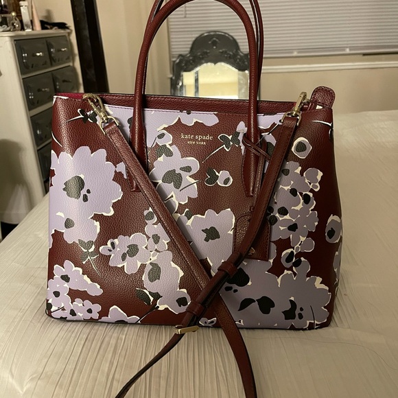 Kate Spade purse - Picture 1 of 3